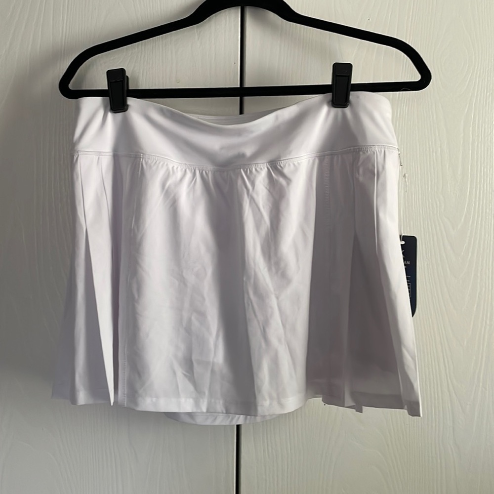 Kyodan golf skort with side pleats size M